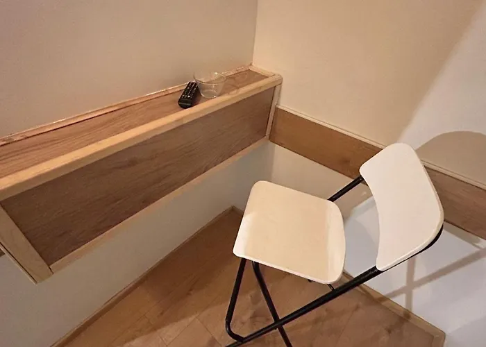 酒店 Budget By Hr *